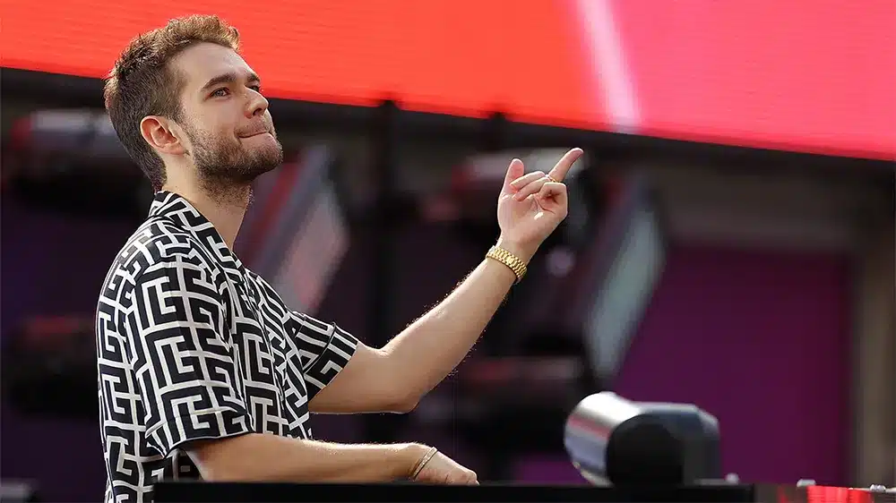 Zedddd Zedd performing live