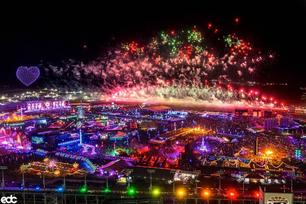 EDC Las Vegas EDC Las Vegas, the best music festival in America