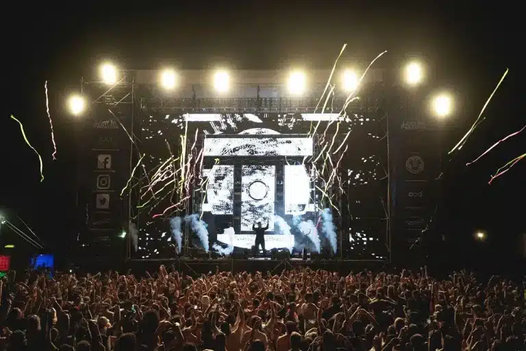 Hawaii Music feeee Pacific Skies Music Fest in Hawaii