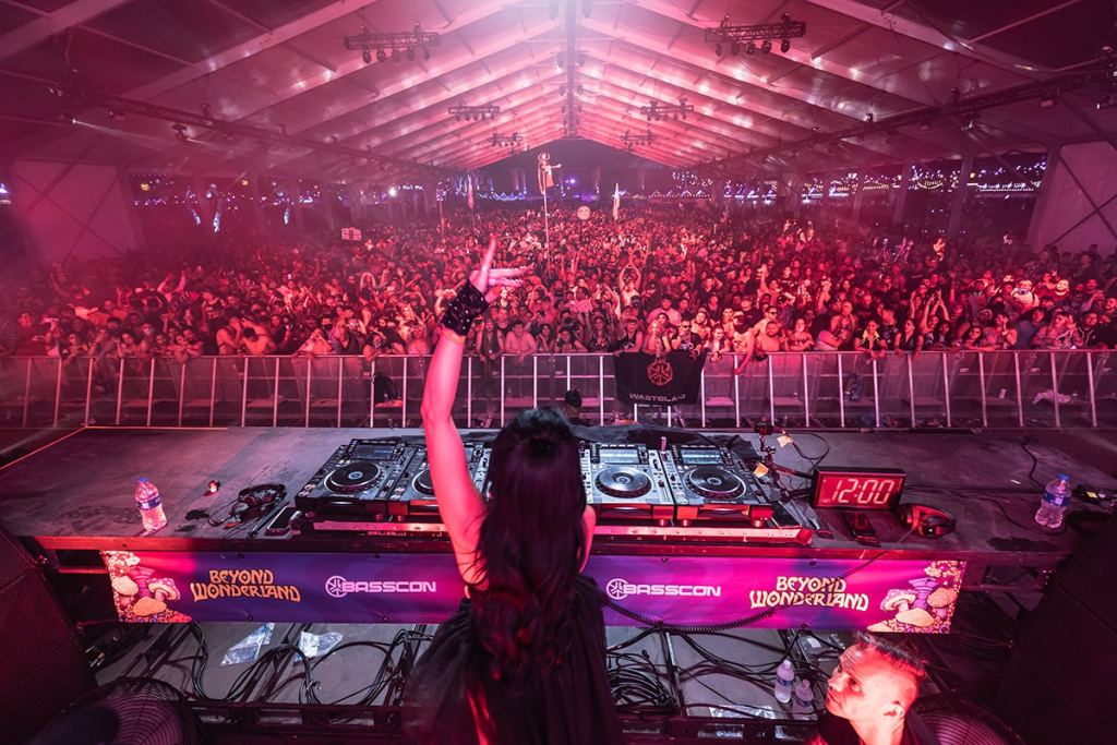 Basscon crowd Basscon Returns to San Francisco in 2025: TNT, Darksiderz, and More