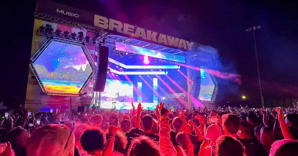 Breakaway Music Festival great stage pic Breakaway Tampa Official 2025 Lineup: Knock2, ISOxo, Fisher, & more