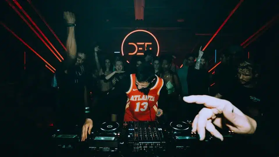 Hamdi Announces Intimate "Abomination Club Tour" Coming to U.S. in 2025