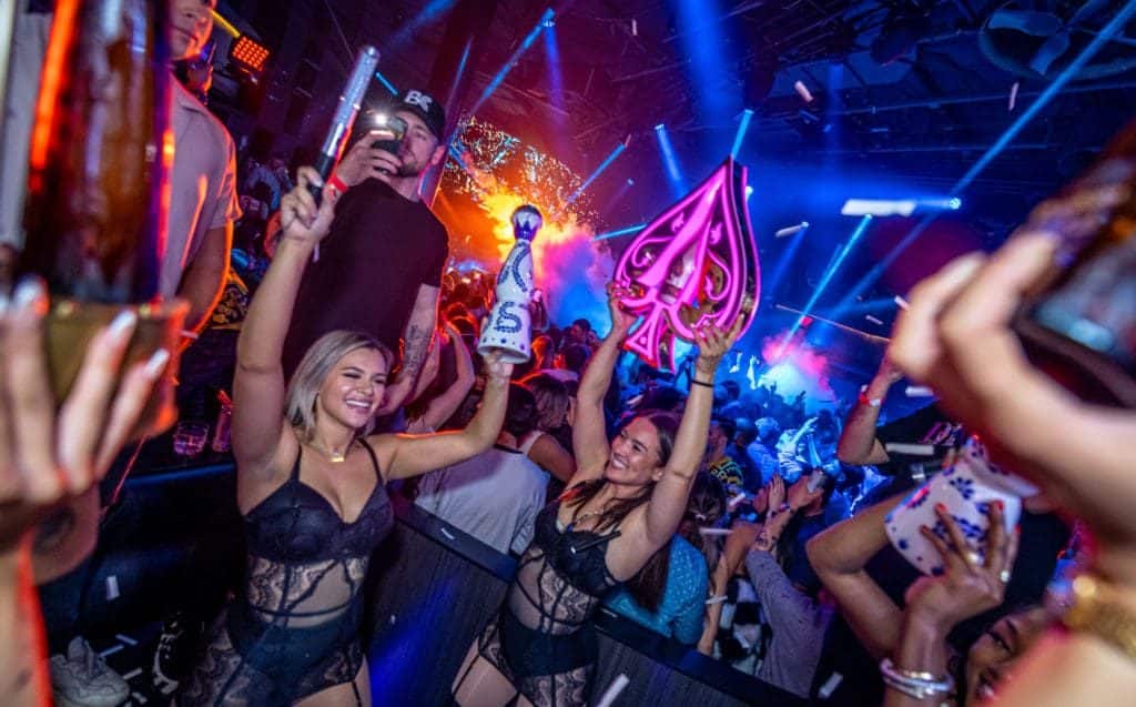 Bottle Service Bottle girls in Nightclub