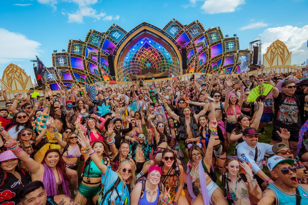 EDC Las Vegas Charity Auction Returns: Exclusive Experiences & VIP Perks EDC Las Vegas healthy crowd