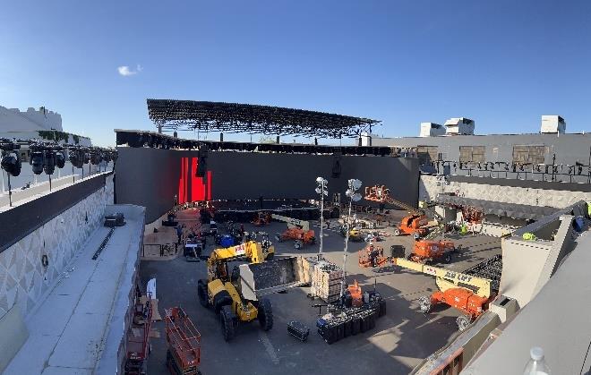 Brooklyn Mirage construction Brooklyn Mirage Construction Videos Surface, Raising Timeline Concerns