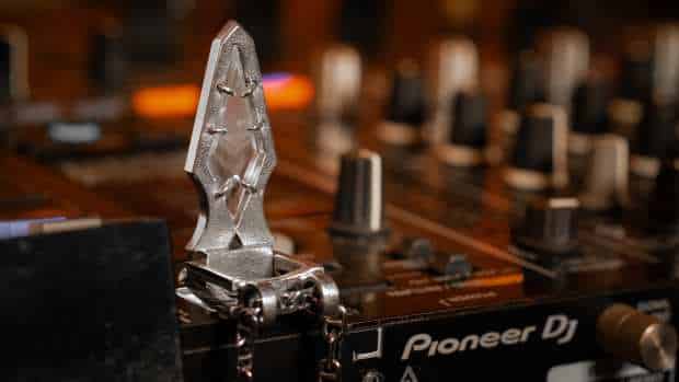 Estbans USB Necklace A Must-Have for DJs: New USB Accessory Used by John Summit, Diplo, and more