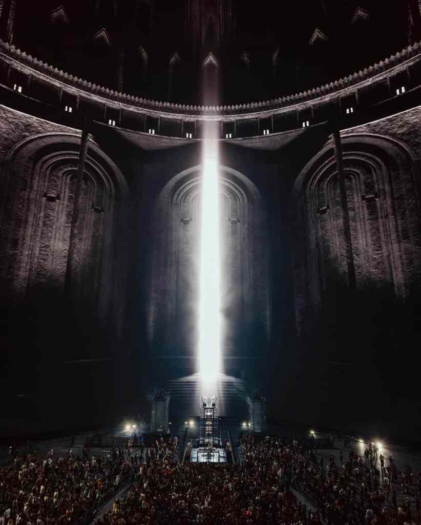 SnapInsta.to_484630461_18496363318040341_7869475386794426580_n Solomun performing at the sphere in Las Vegas